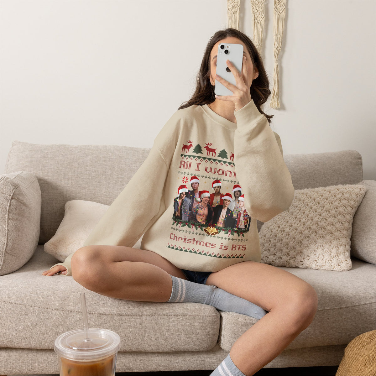 All I want for Christmas! Unisex Heavy Blend™ Crewneck Sweatshirt