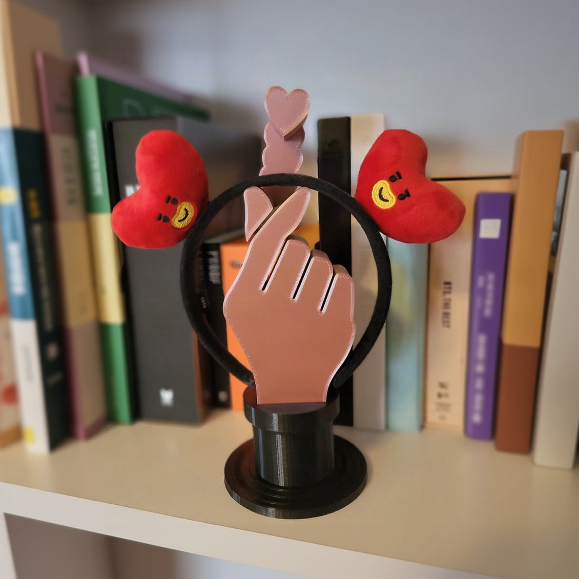 3D print Finger Heart K-Pop Style Headphone/Hat/Headband Stand