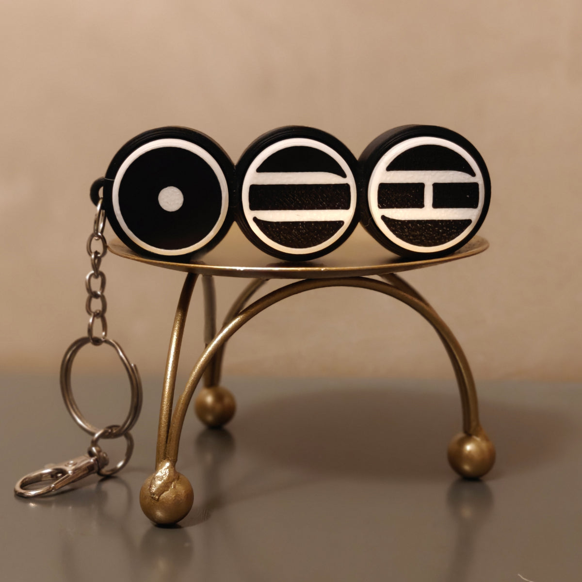 K-pop inspired Clicking Fidget Toy Keychain